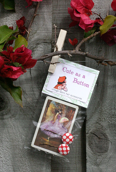 Red with white spots vintage fabric button hairpins by Lark Red with white spots vintage fabric button hairpins by Lark