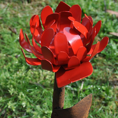 Flower scupture by Teangi Flower scupture by Teangi