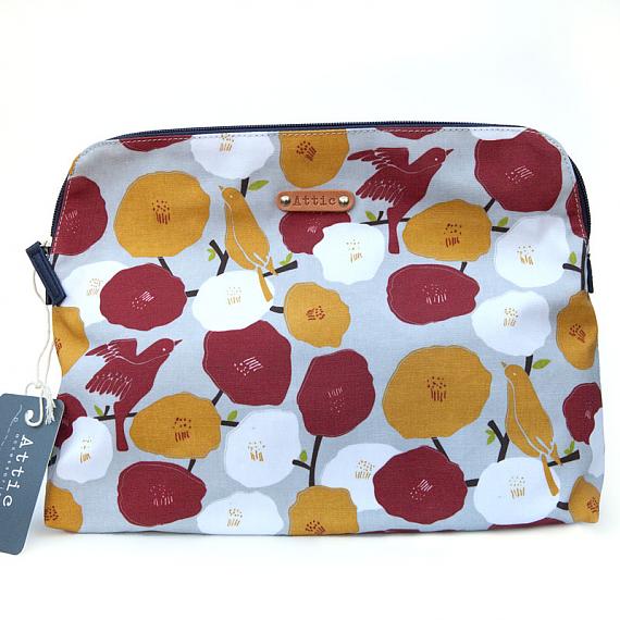 Alice Washer Bag Birdflowers by Attic Accessories